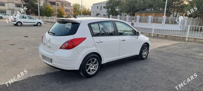 Nissan Versa 2010 - 132 000 TMT - Aşgabat - img 4