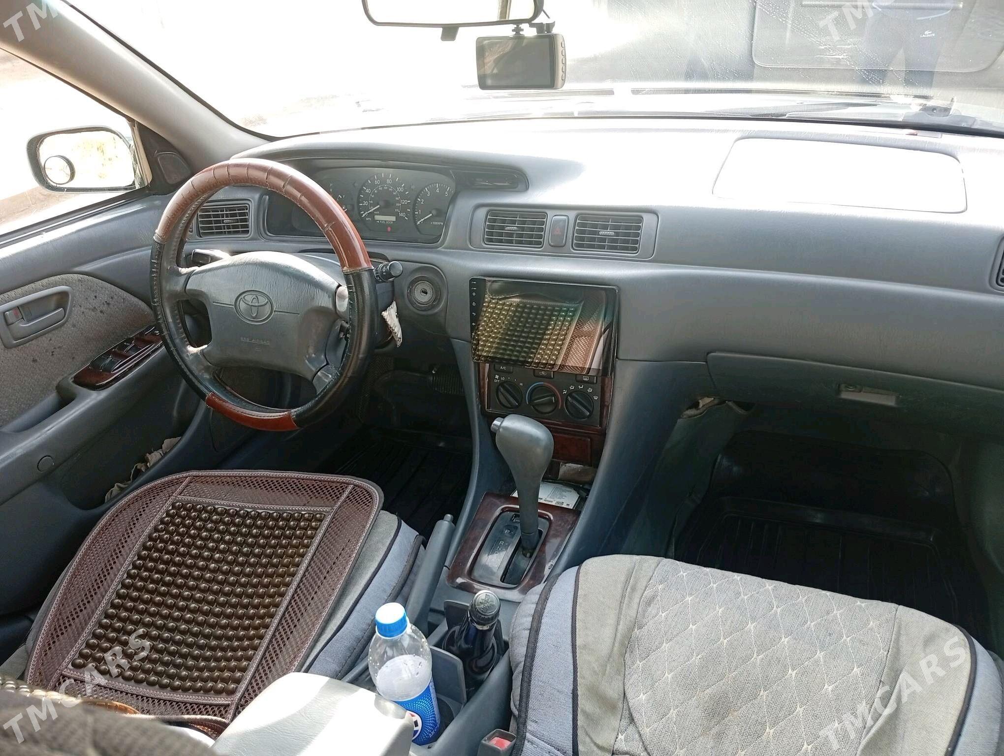 Toyota Camry 2000 - 143 000 TMT - Sakarçäge - img 1