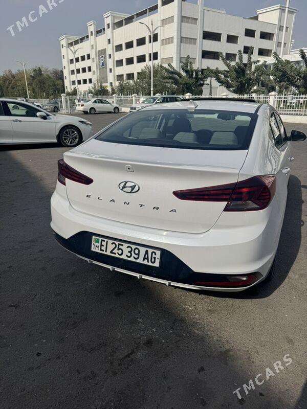 Hyundai Elantra 2020 - 237 000 TMT - ул. Подвойского (Битарап Туркменистан шаёлы) - img 3