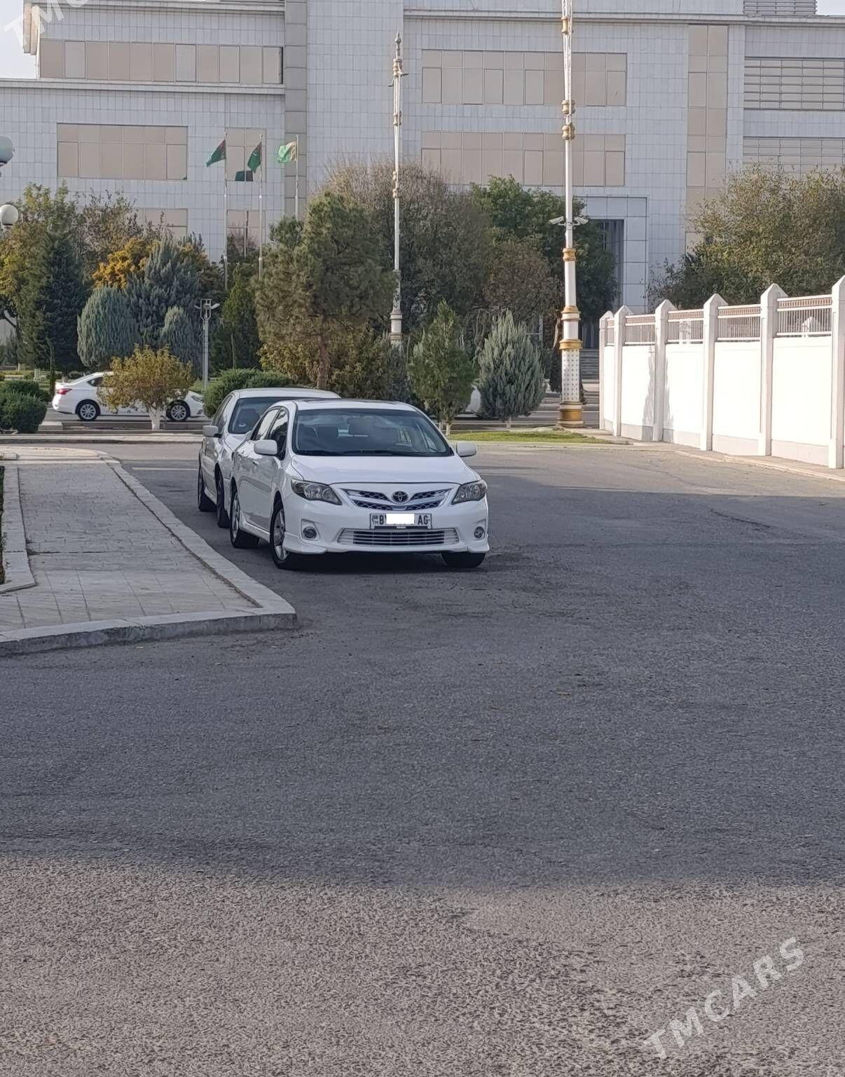 Toyota Corolla 2011 - 185 000 TMT - Ашхабад - img 5