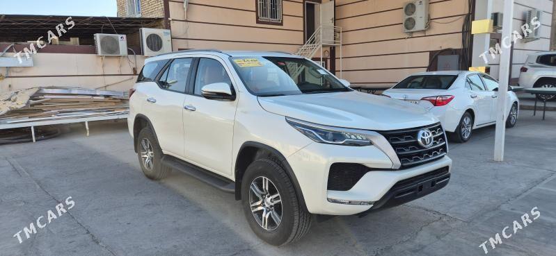 Toyota Fortuner 2021 - 580 000 TMT - Türkmenabat - img 3