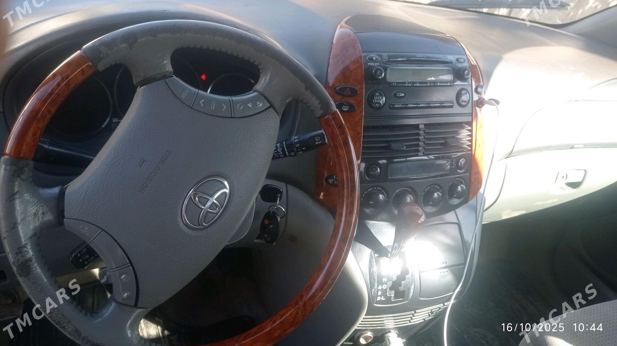 Toyota Sienna 2008 - 200 000 TMT - Дашогуз - img 5