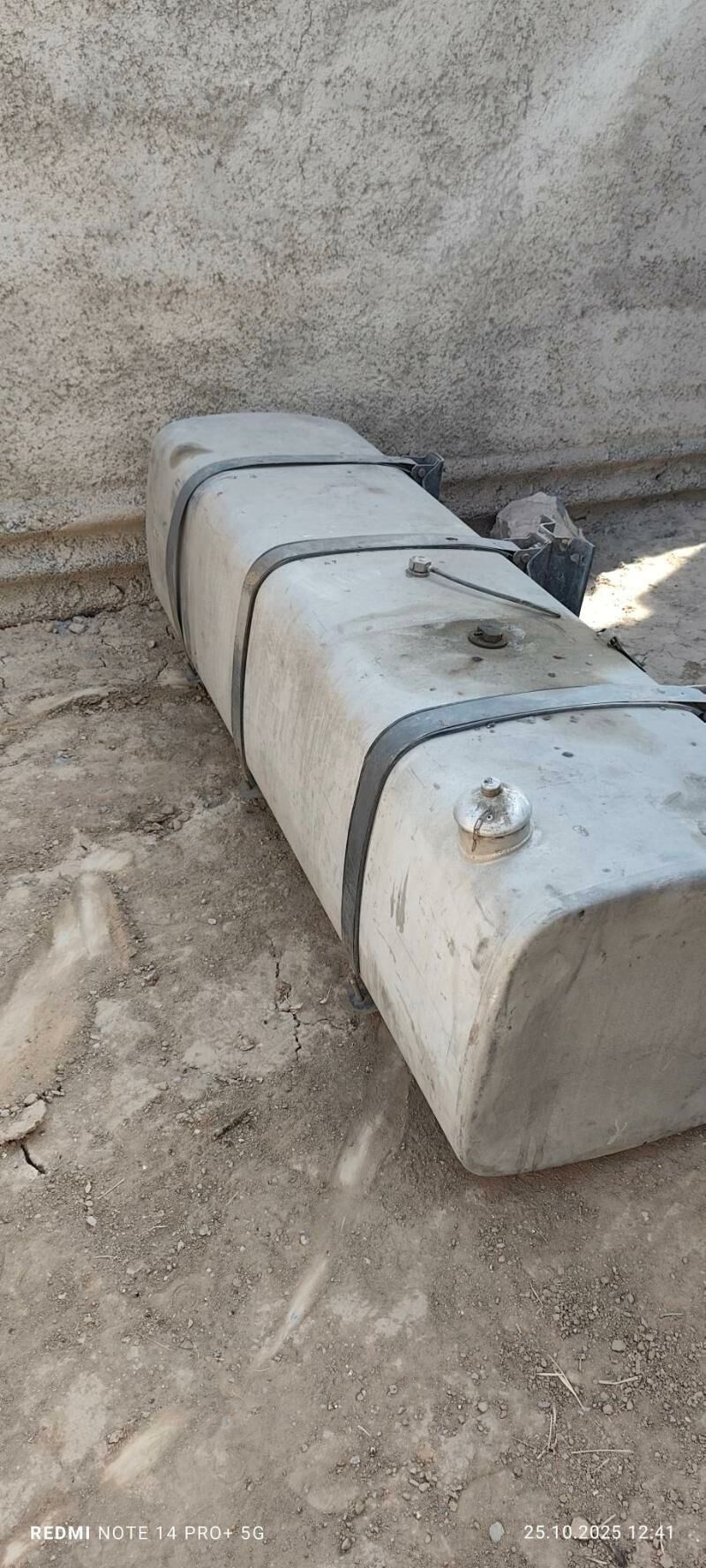 salyarka bak 14 000 TMT - Ýaşlyk - img 2