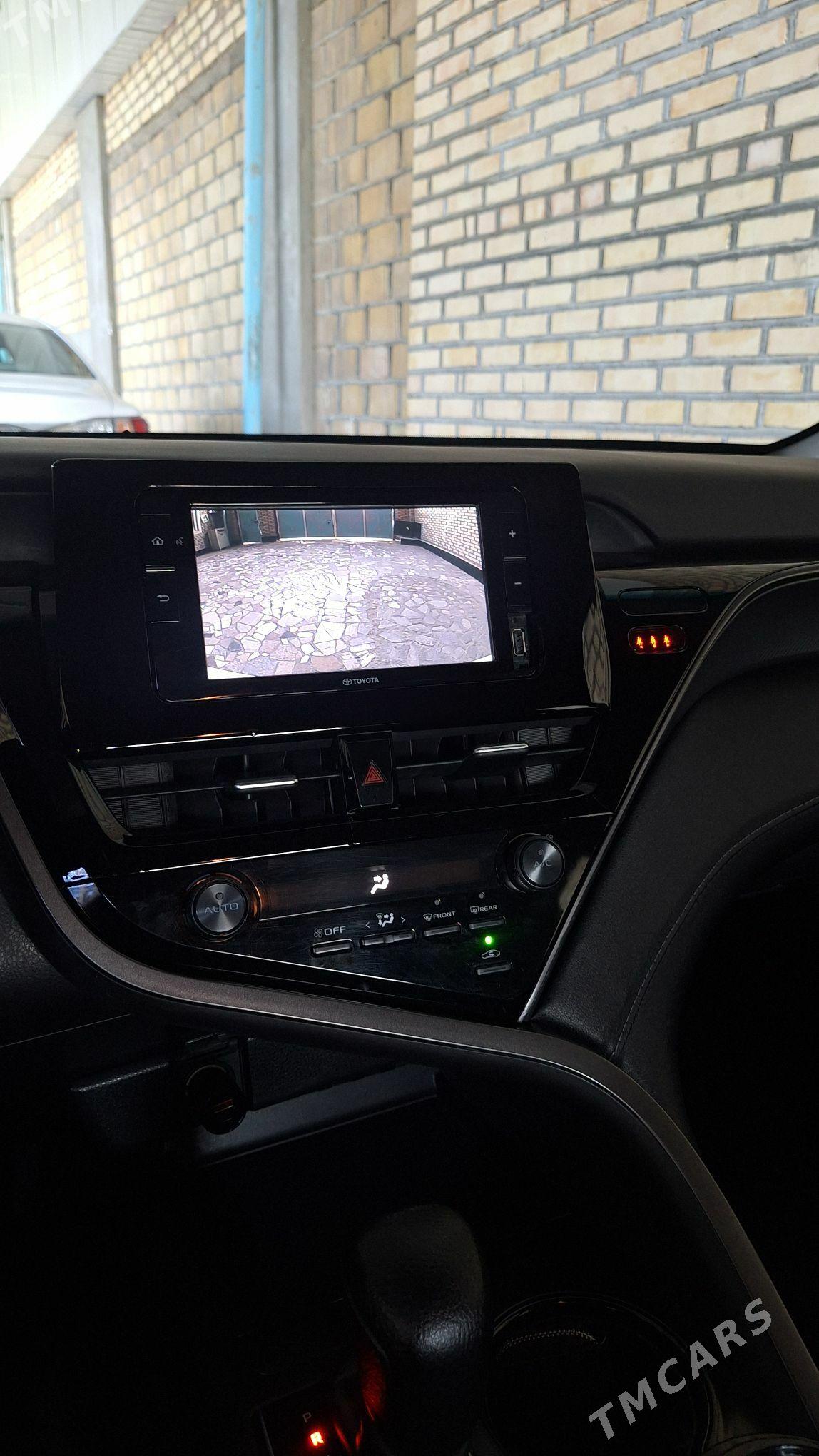 Toyota Camry 2021 - 320 000 TMT - Бедев - img 8