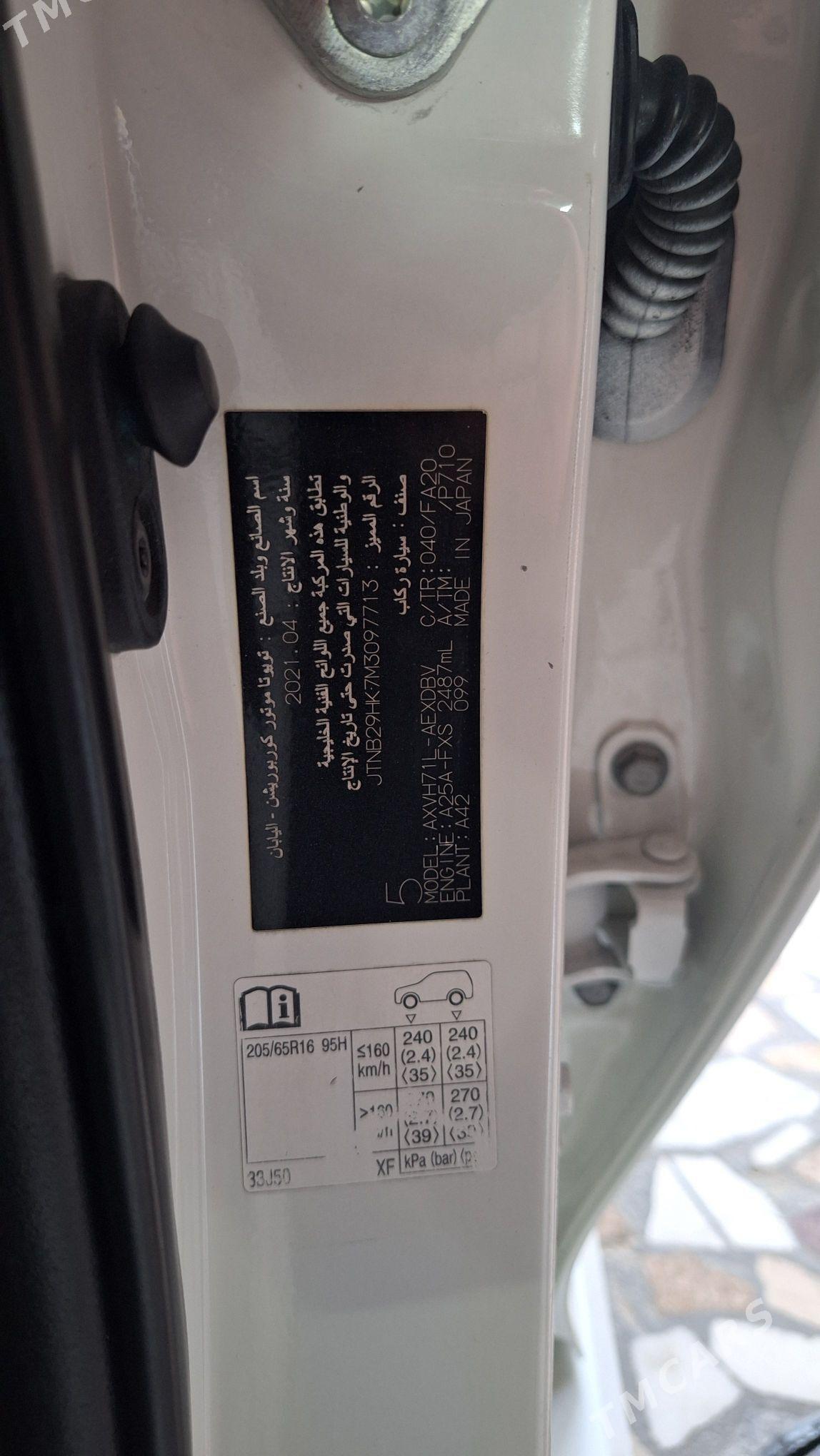 Toyota Camry 2021 - 320 000 TMT - Бедев - img 6