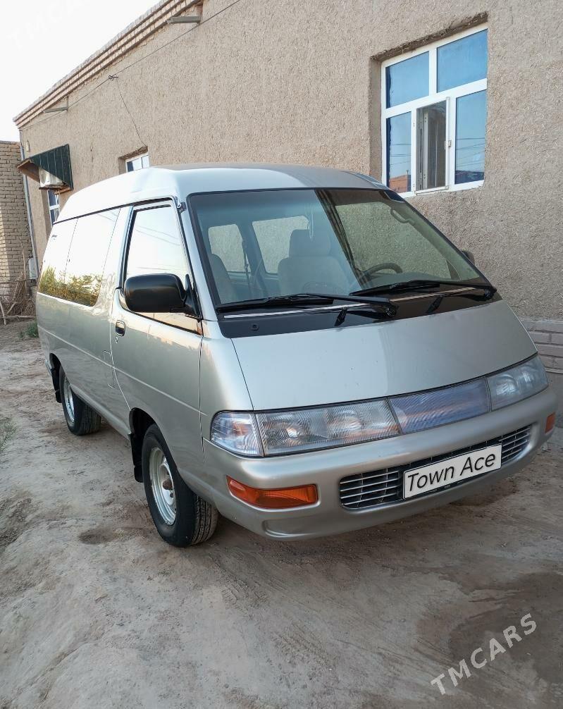 Toyota Town Ace 1995 - 60 000 TMT - Köneürgenç - img 1