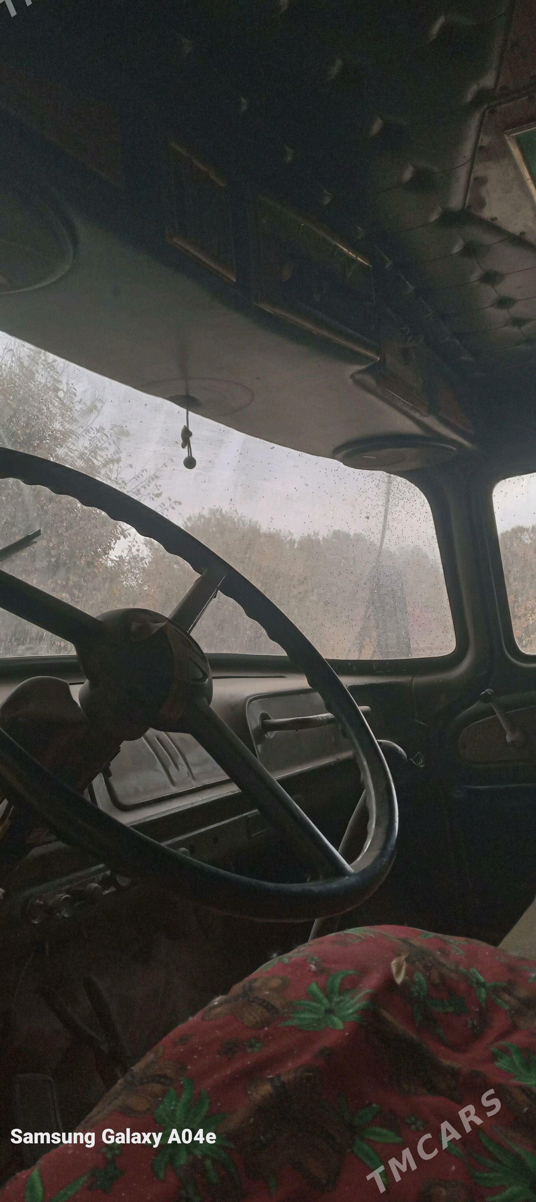 Zil 130 1993 - 50 000 TMT - Акдепе - img 1