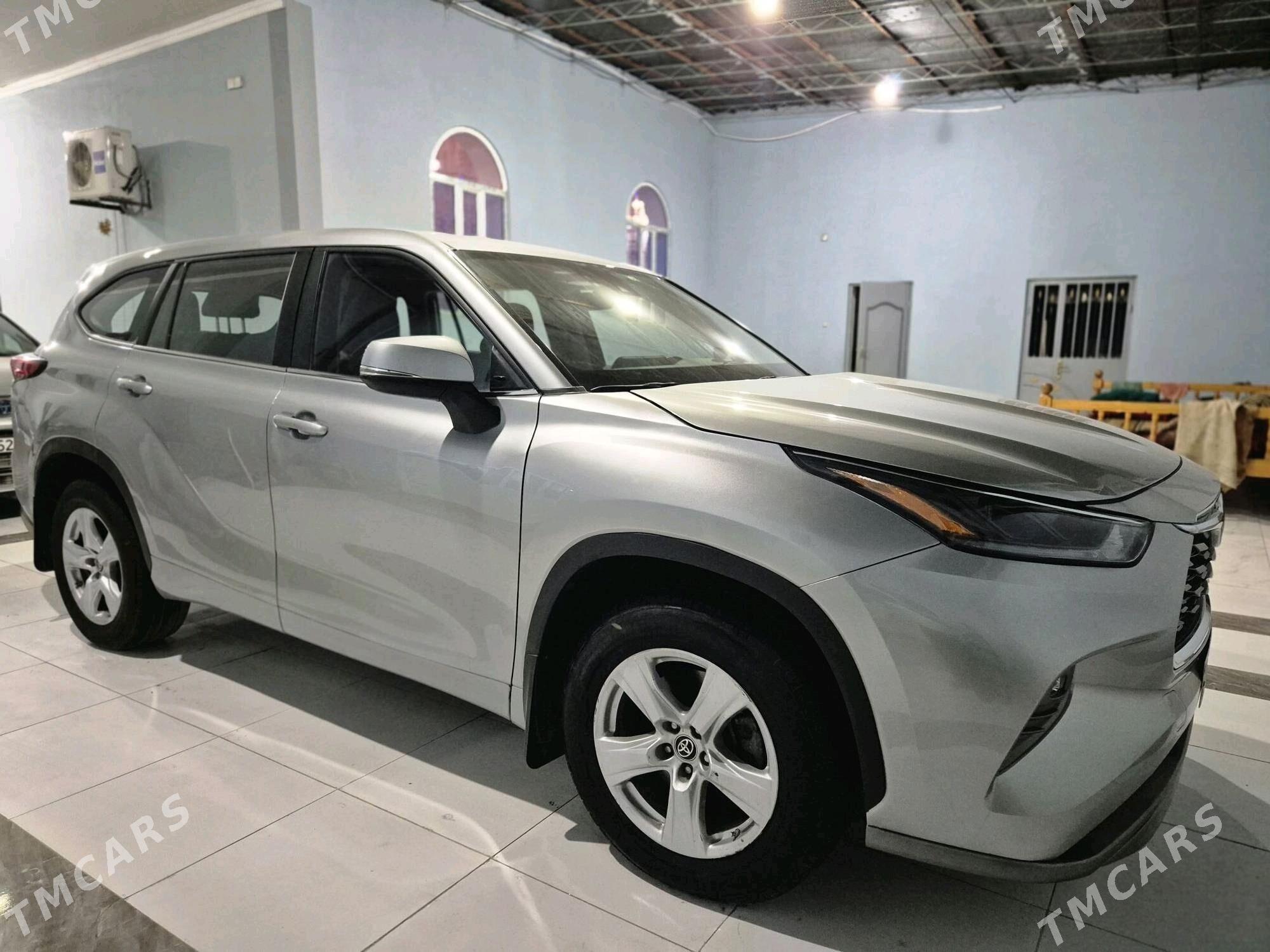 Toyota Highlander 2023 - 480 000 TMT - Dänew - img 2