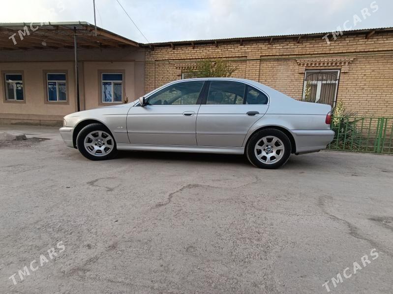 BMW E39 1998 - 95 000 TMT - Türkmenabat - img 4