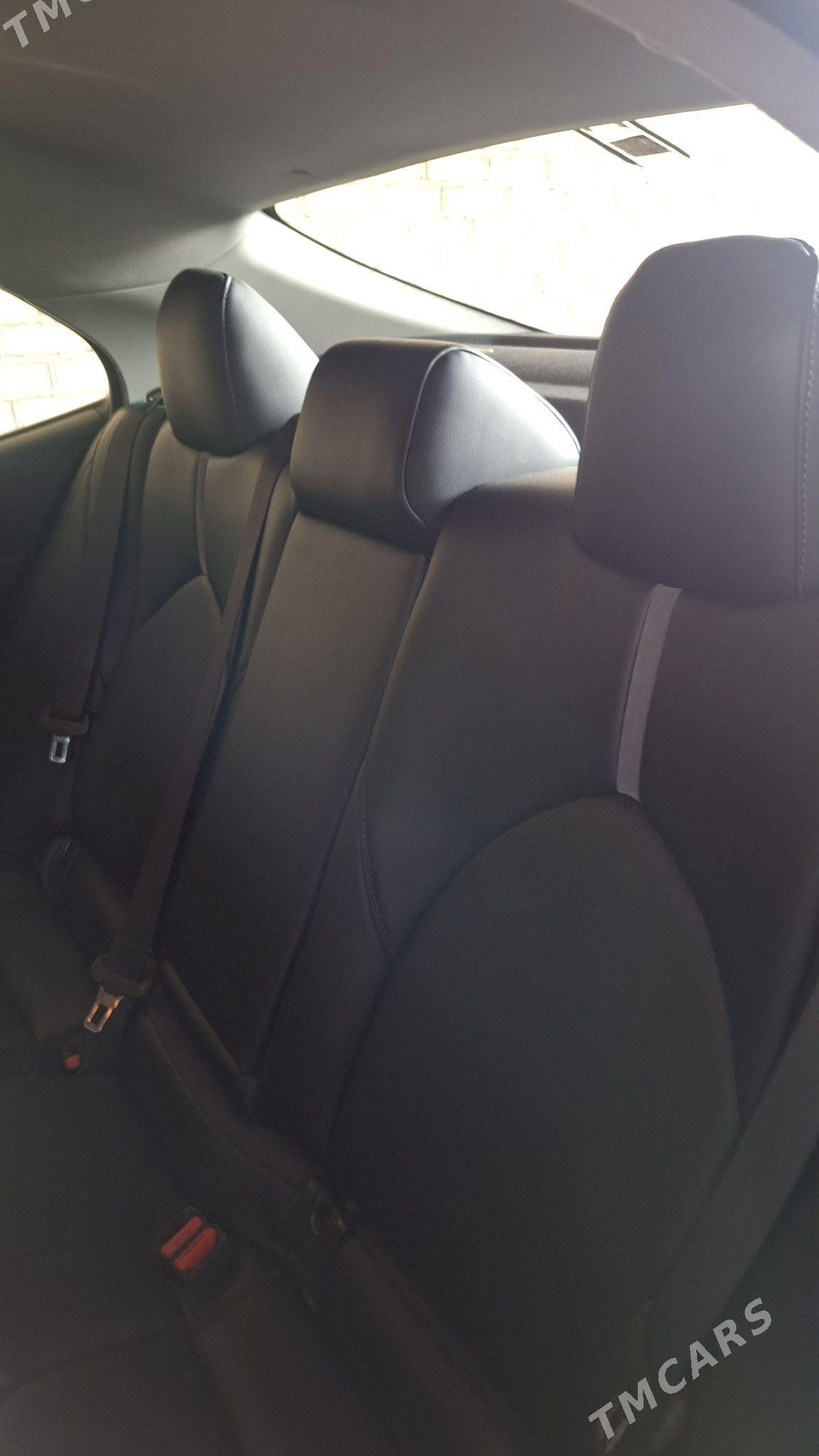 Toyota Camry 2021 - 320 000 TMT - Бедев - img 10