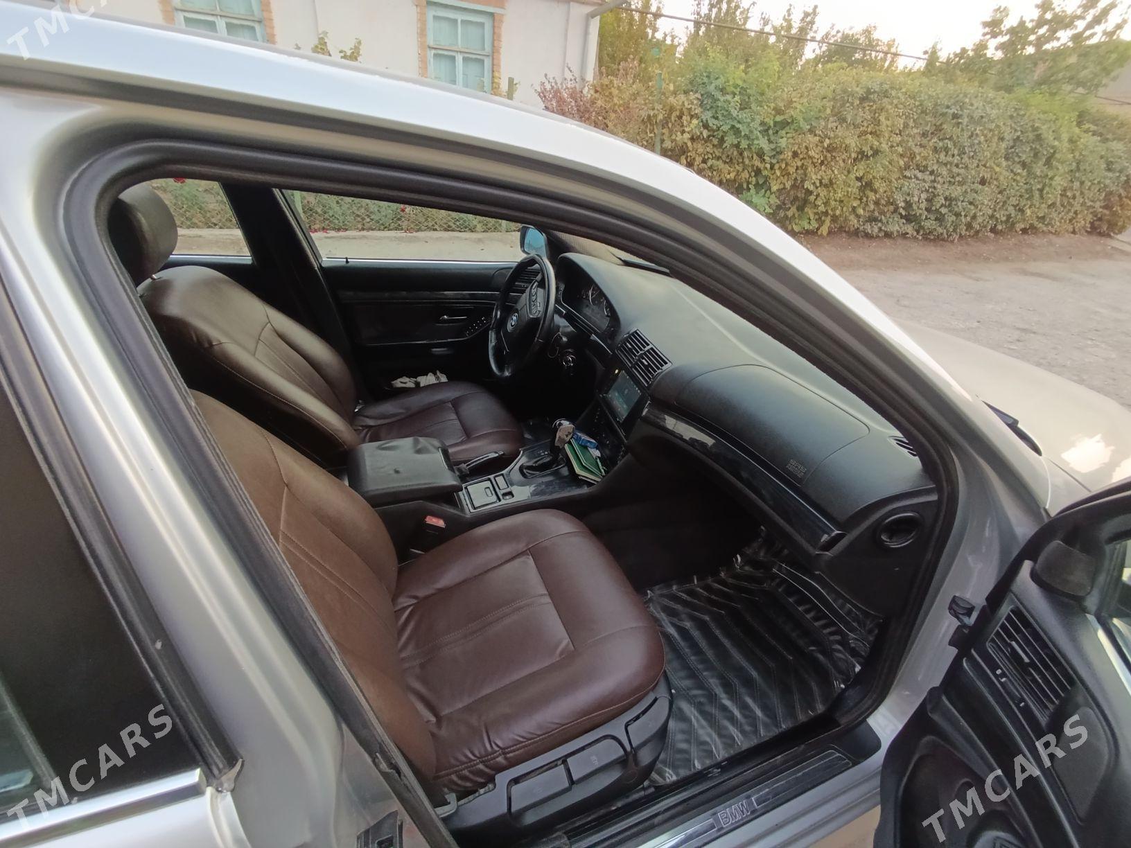 BMW E39 1998 - 95 000 TMT - Türkmenabat - img 8