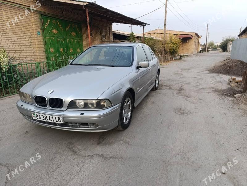 BMW E39 1998 - 95 000 TMT - Türkmenabat - img 10