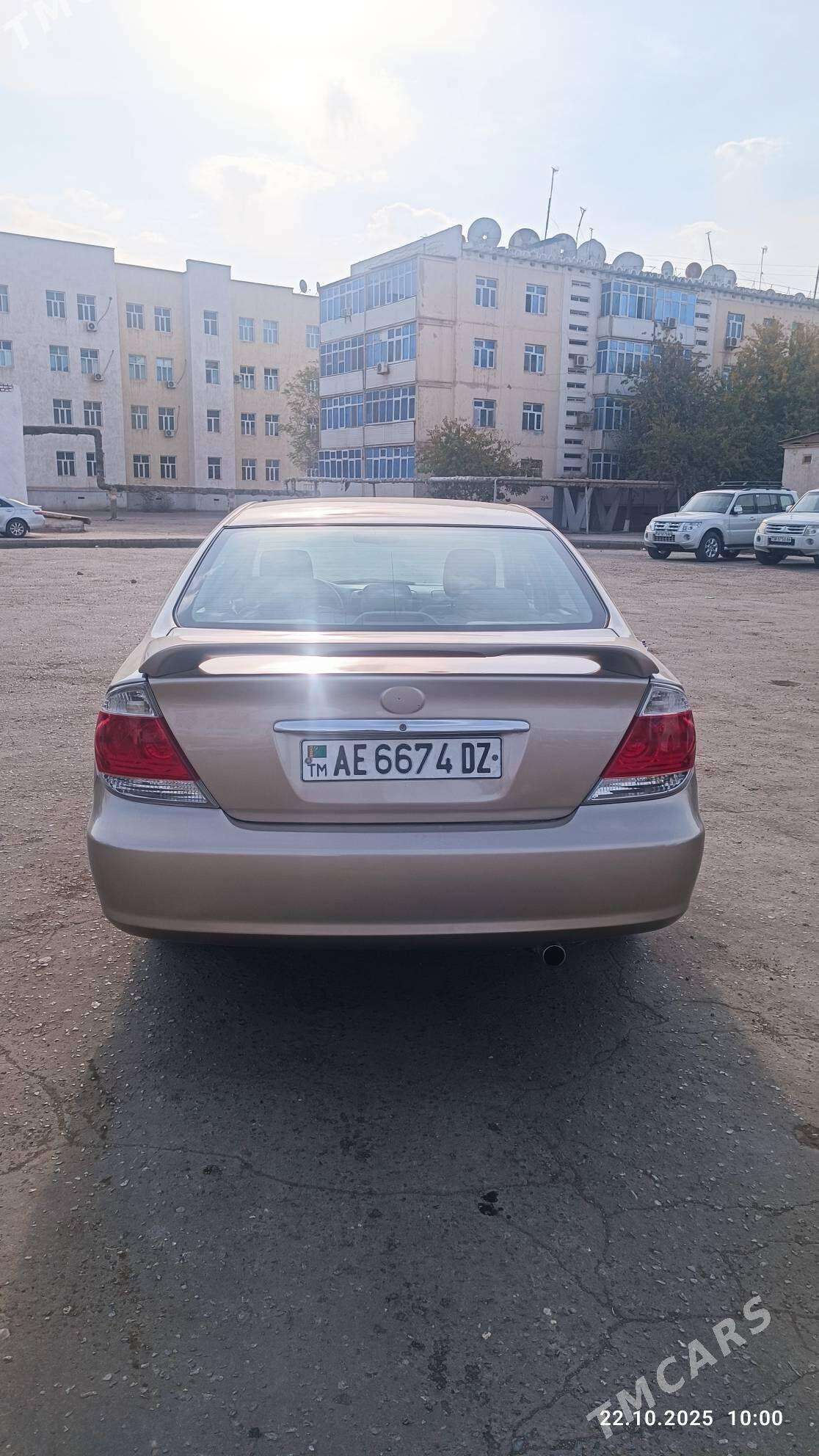 Toyota Camry 2005 - 165 000 TMT - Дашогуз - img 5
