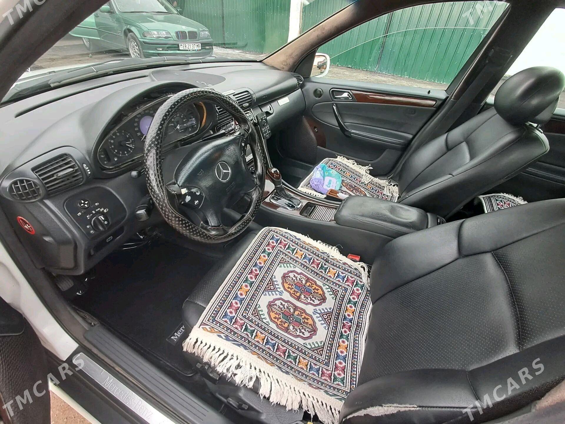 Mercedes-Benz C320 2002 - 100 000 TMT - Дашогуз - img 7