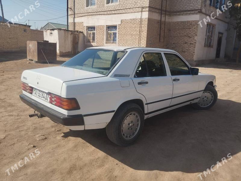 Mercedes-Benz 190E 1988 - 35 000 TMT - Кёнеургенч - img 2