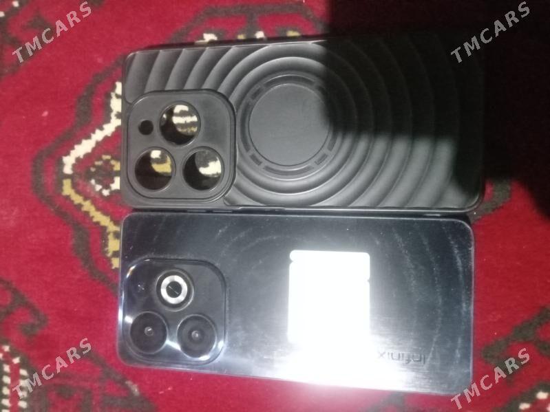 infinix smart 8 pro - Гумдаг - img 1