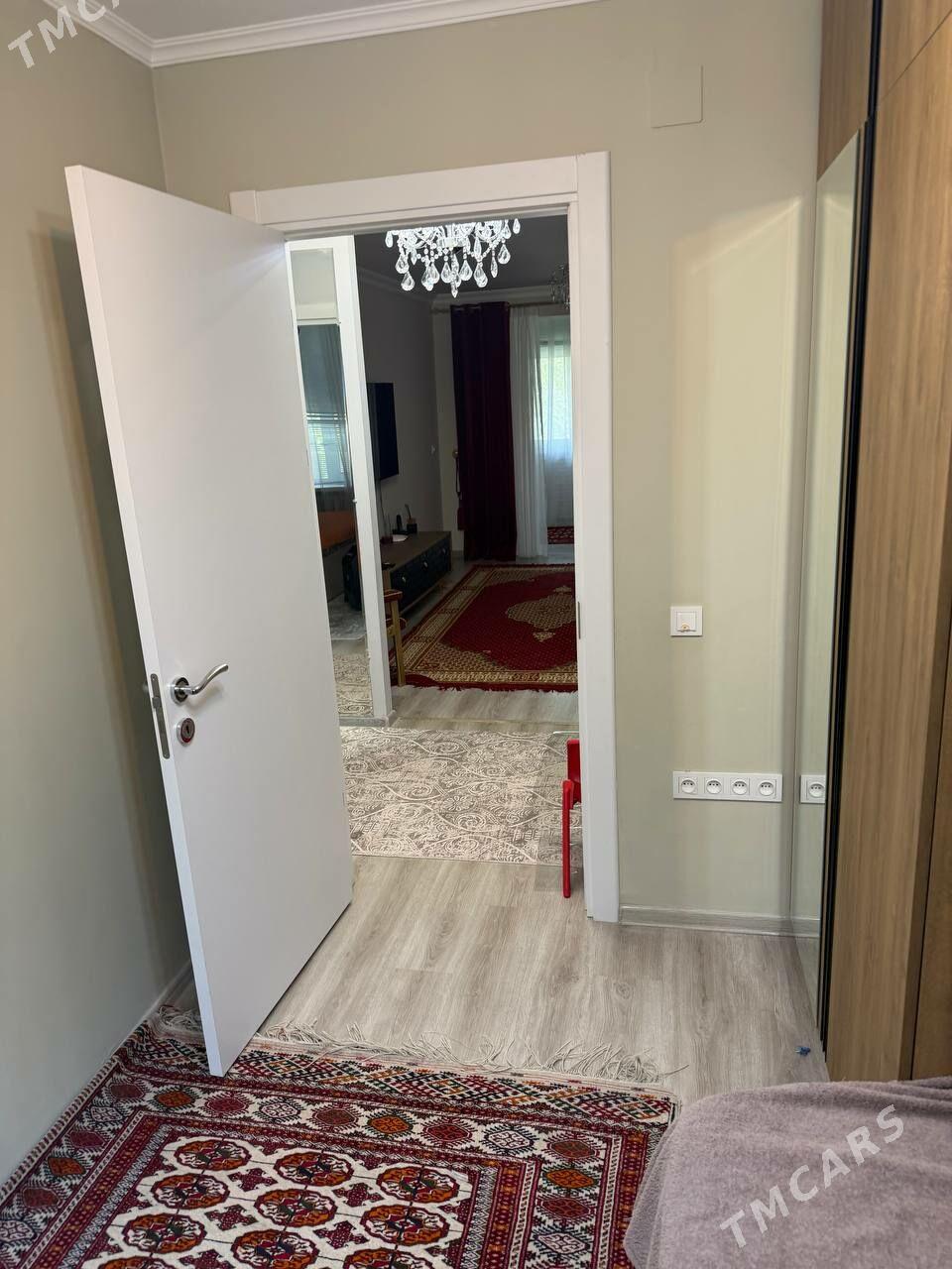 1 мкр Шевченко Байрамхан алея - 1 мкр - img 4