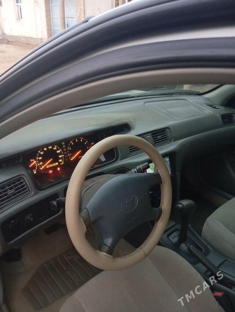 Toyota Camry 2001 - 140 000 TMT - Gurbansoltan Eje - img 1
