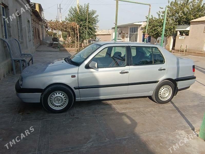 Volkswagen Golf III 1995 - 50 000 TMT - Фарап - img 2
