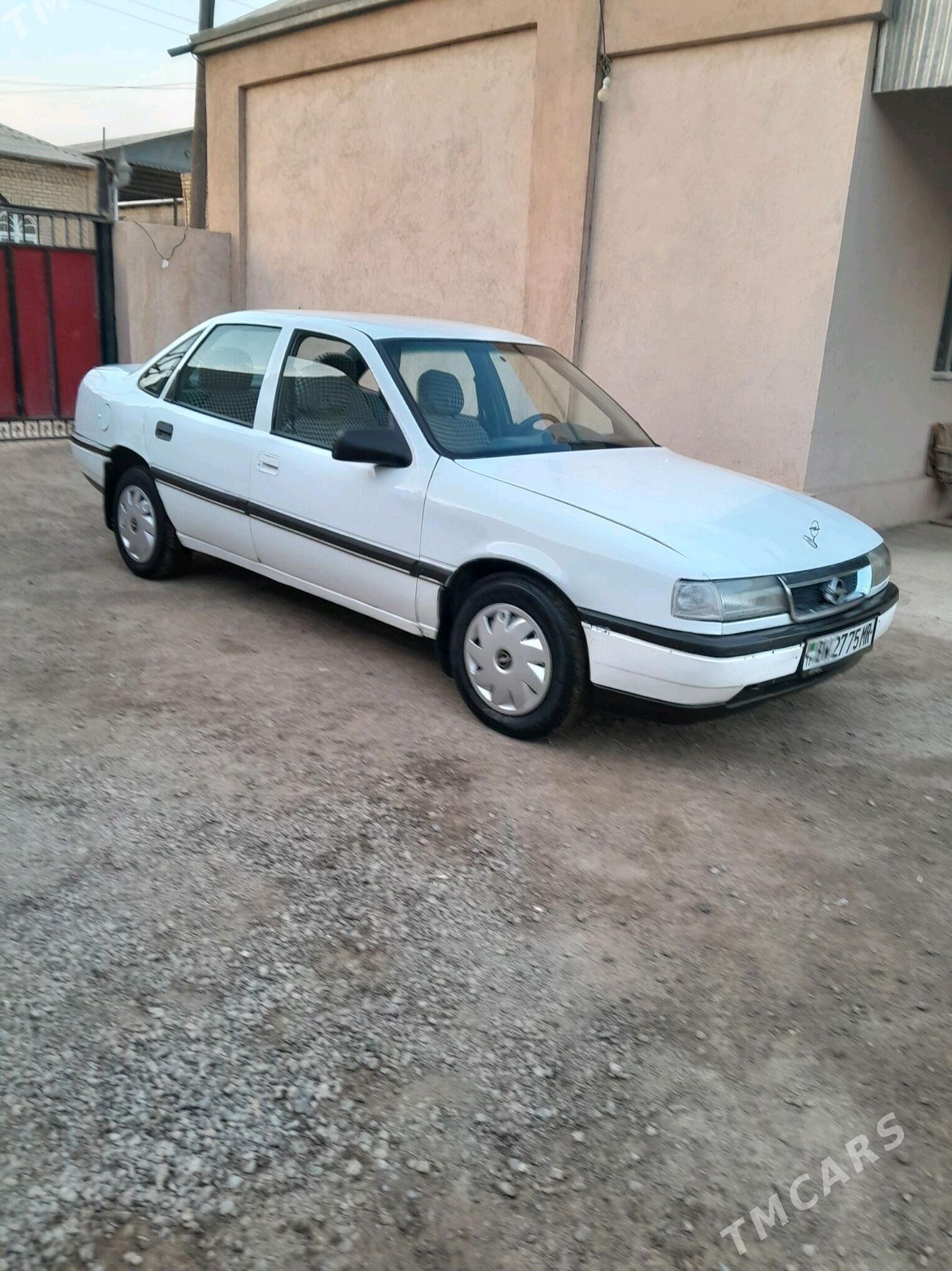 Opel Vectra 1990 - 25 000 TMT - Wekilbazar - img 3