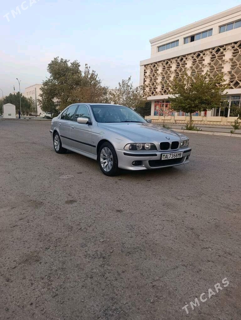 BMW E39 2002 - 143 000 TMT - Mary - img 2