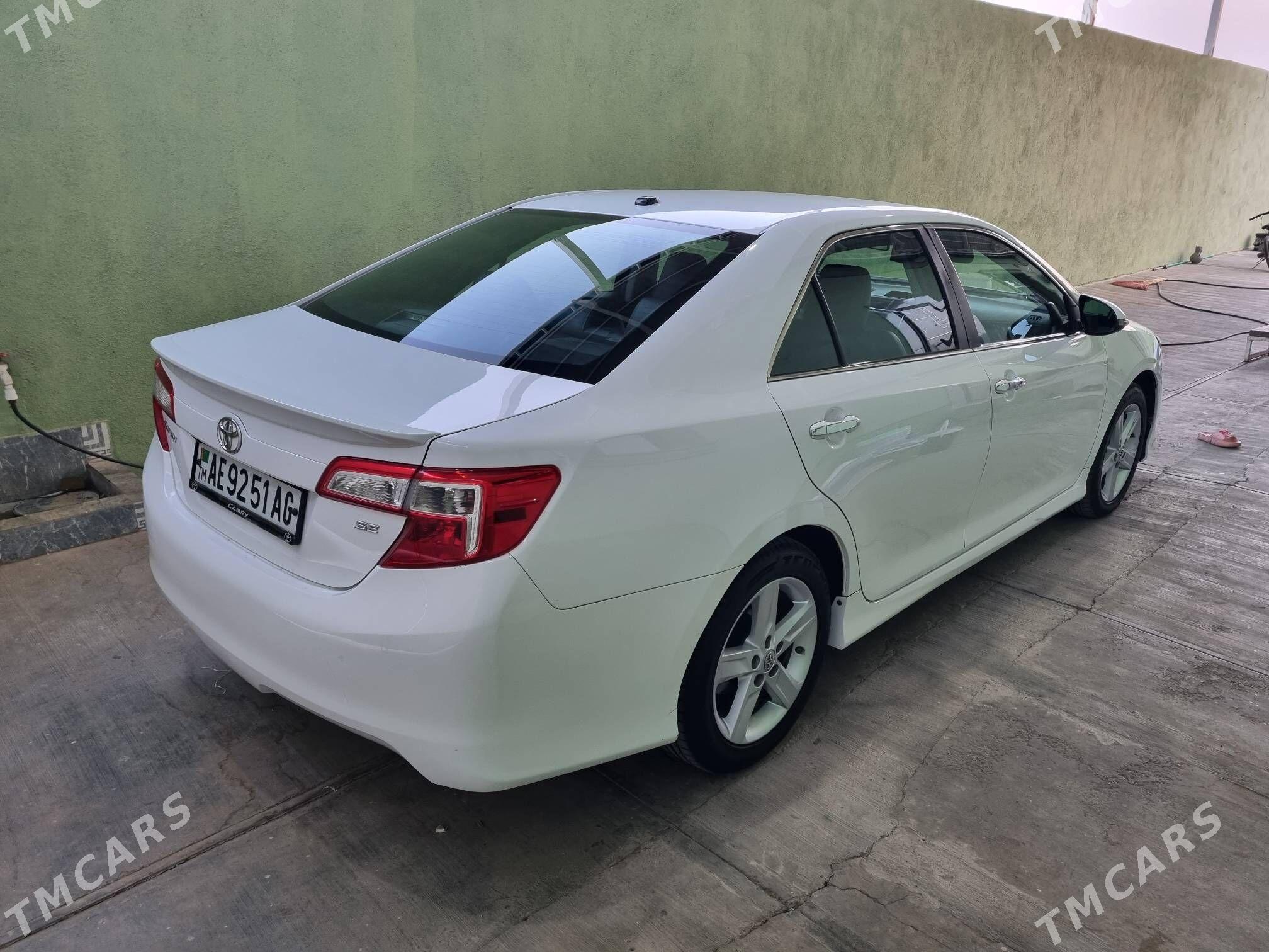 Toyota Camry 2013 - 240 000 TMT - Чоганлы - img 3