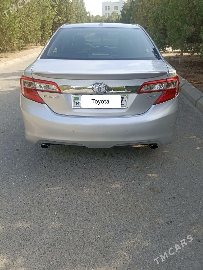 Toyota Camry 2012 - 265 000 TMT - Дашогуз - img 2