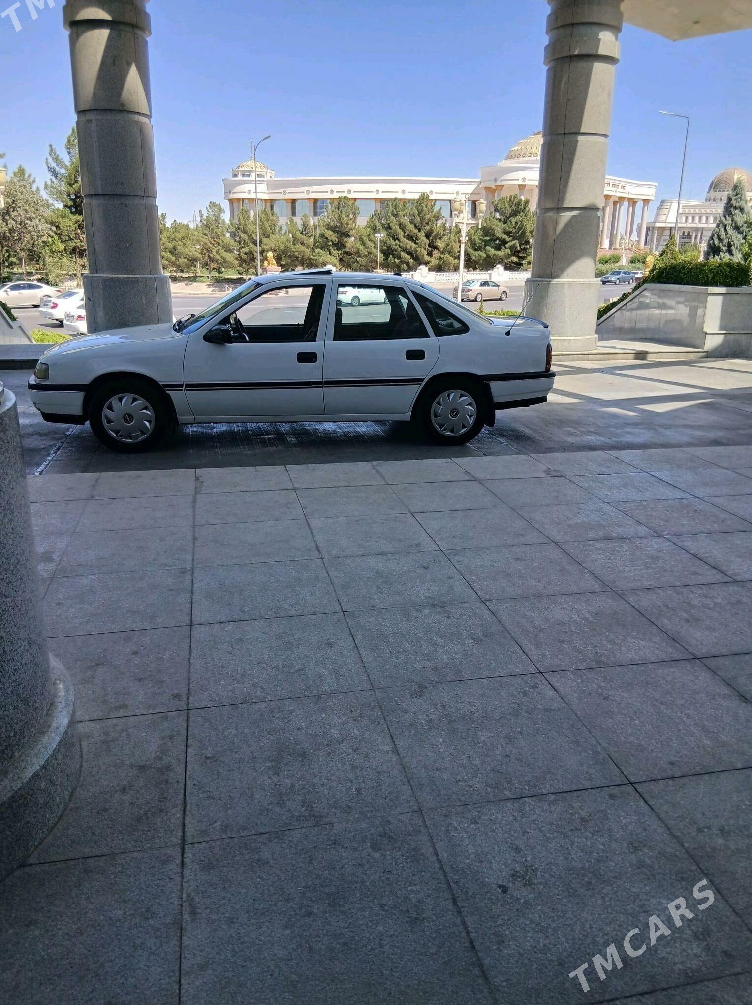 Opel Vectra 1992 - 26 000 TMT - Мары - img 3