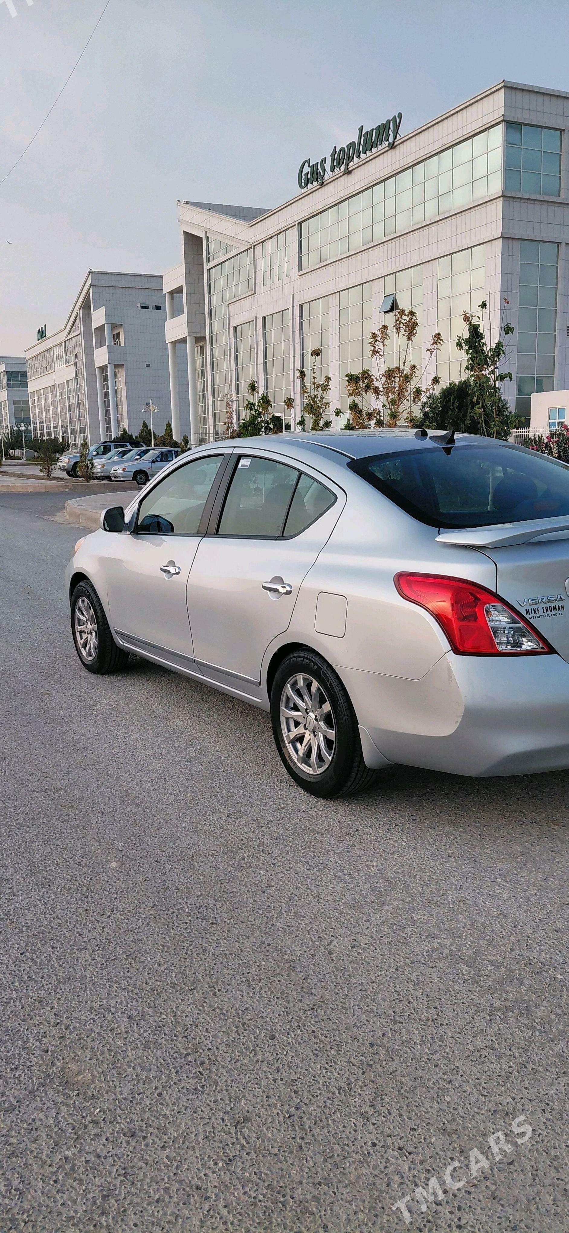 Nissan Versa 2012 - 123 000 TMT - Ашхабад - img 7
