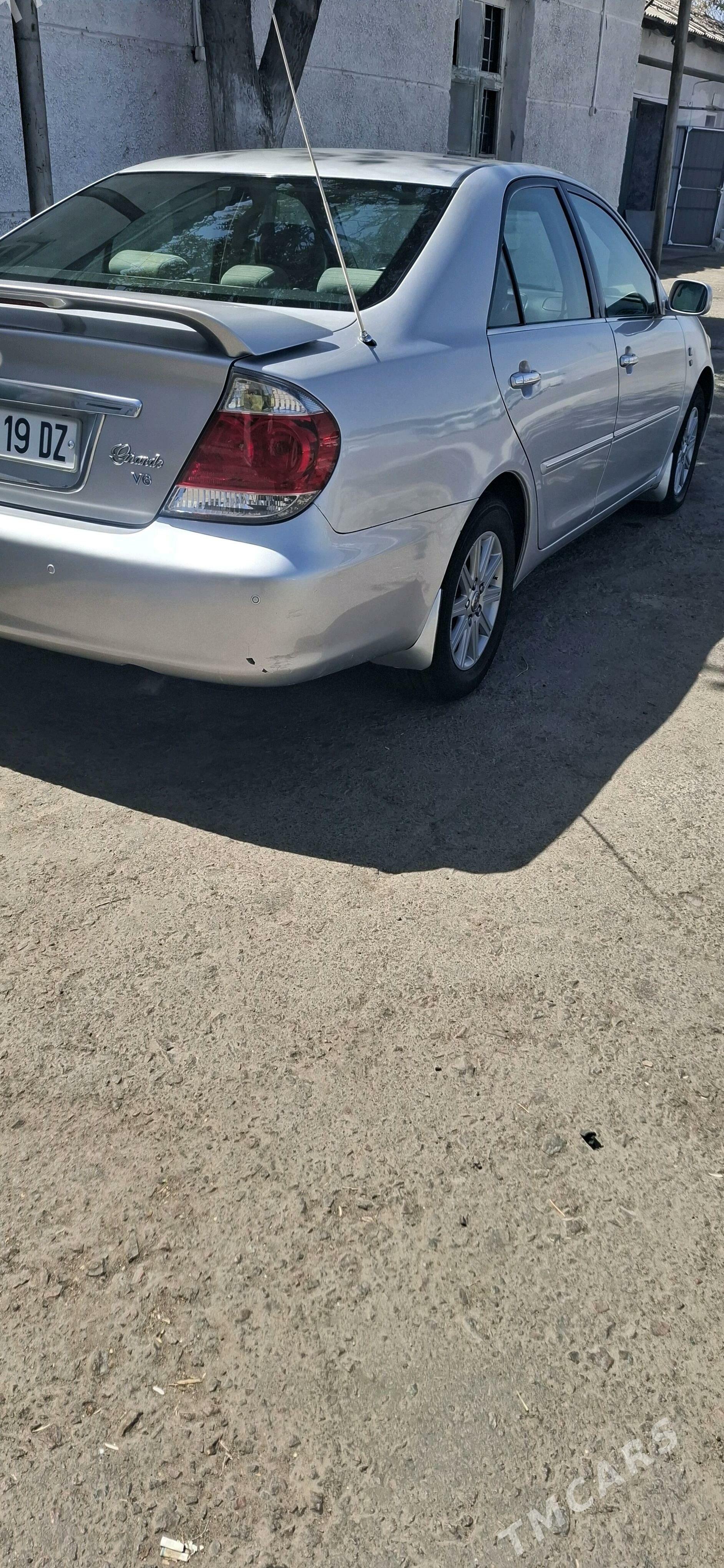 Toyota Camry 2005 - 165 000 TMT - Губадаг - img 1
