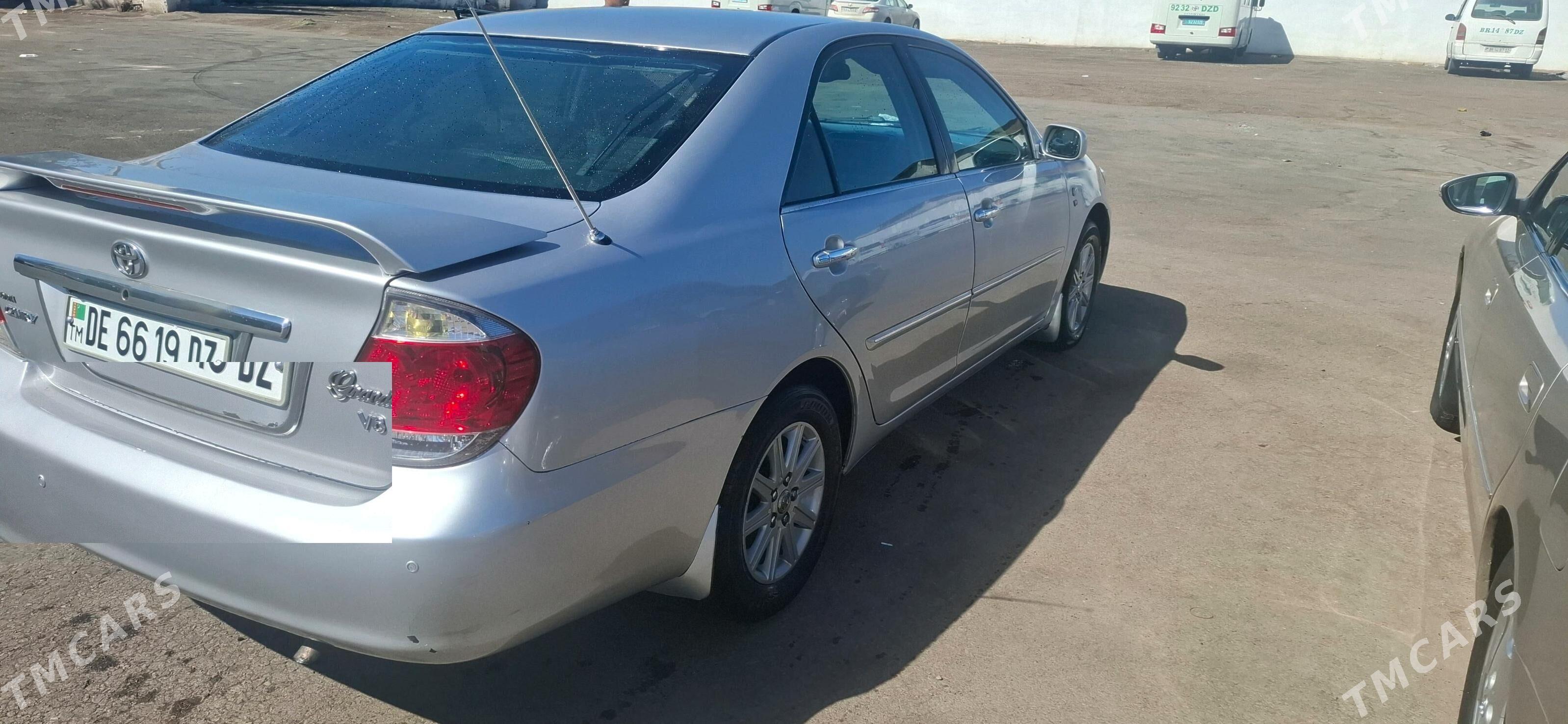 Toyota Camry 2005 - 165 000 TMT - Губадаг - img 2