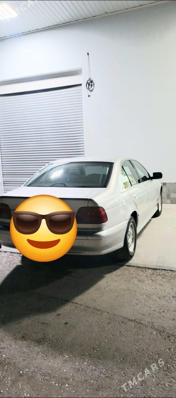 BMW E39 1999 - 110 000 TMT - Балканабат - img 3