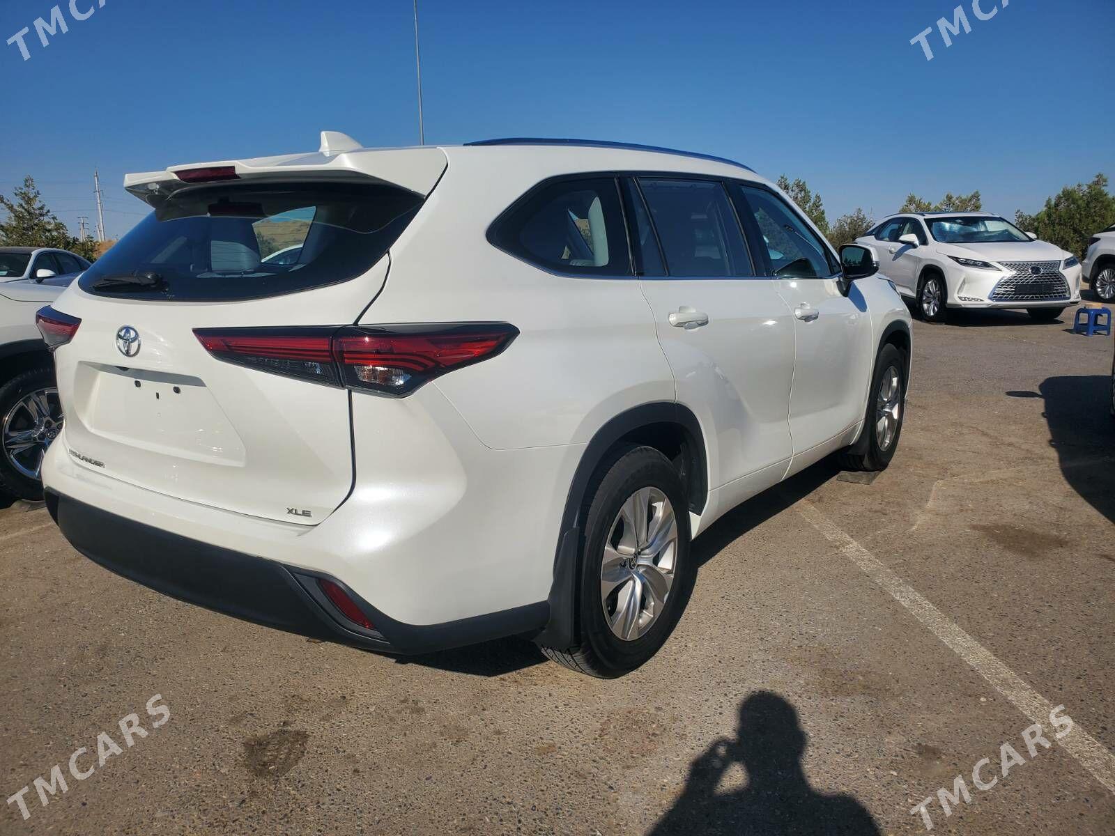 Toyota Highlander 2021 - 605 000 TMT - Ашхабад - img 2
