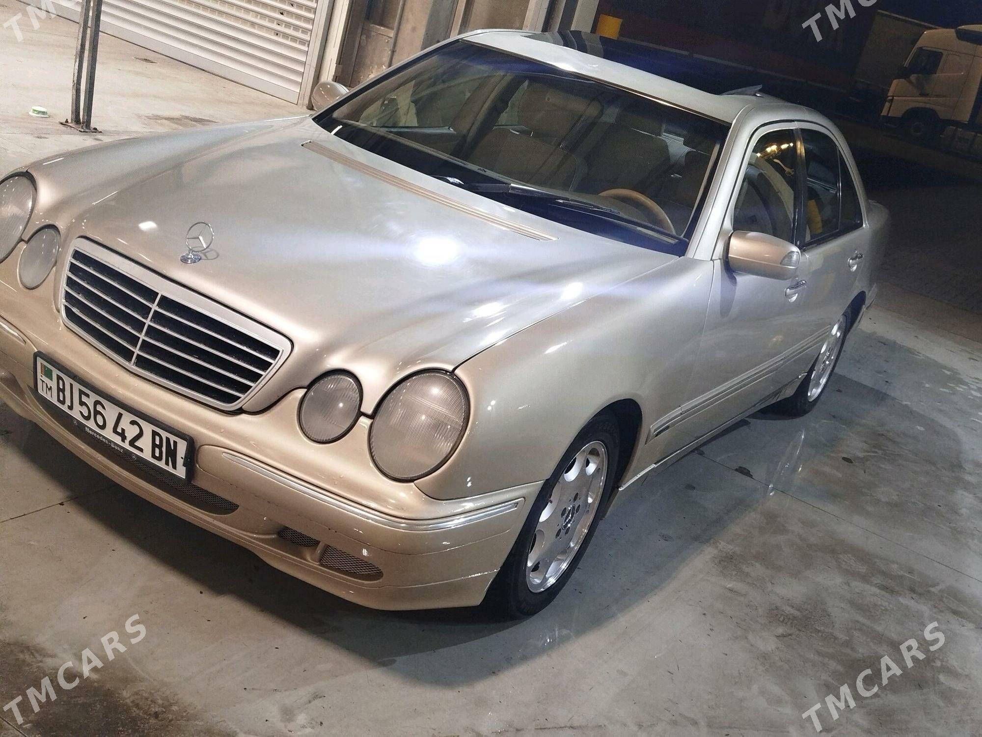 Mercedes-Benz E320 2001 - 106 000 TMT - Türkmenbaşy - img 1