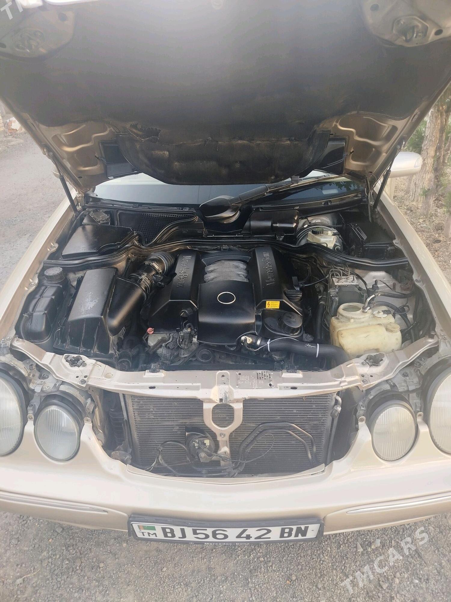 Mercedes-Benz E320 2001 - 106 000 TMT - Türkmenbaşy - img 3