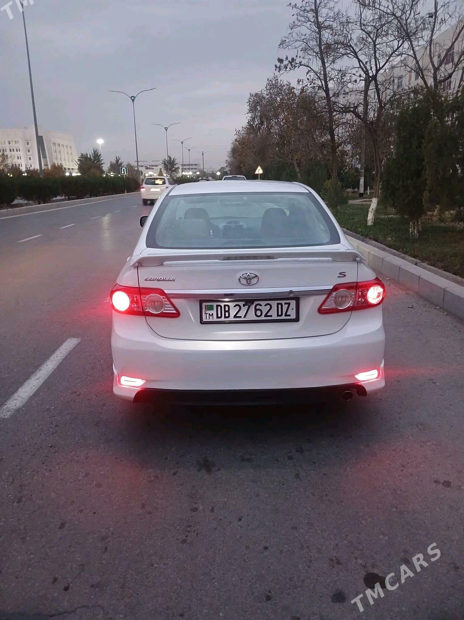 Toyota Corolla 2013 - 180 000 TMT - Daşoguz - img 5