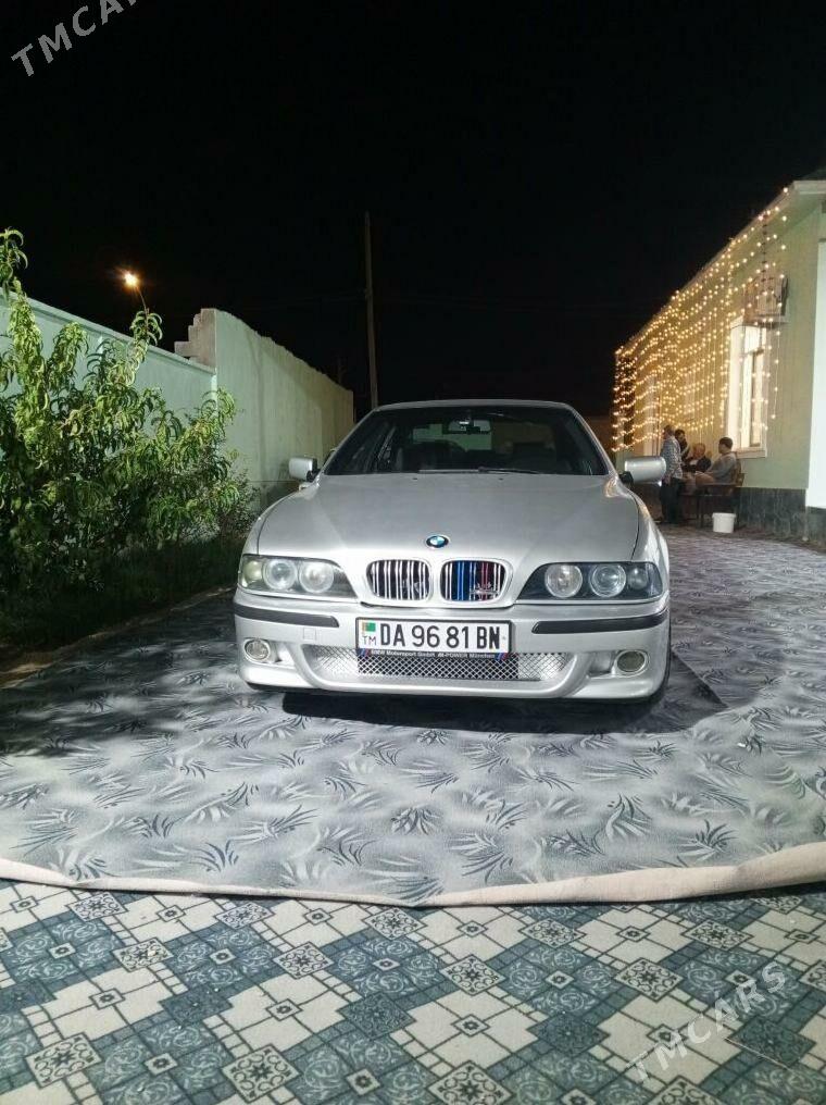 BMW 525 2000 - 140 000 TMT - Балканабат - img 2
