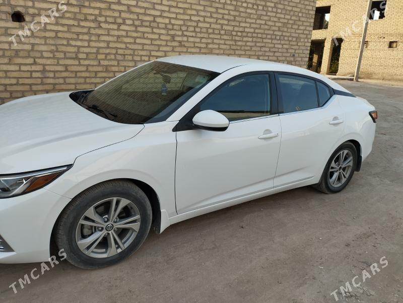 Nissan Sentra 2022 - 190 000 TMT - Saýat - img 2