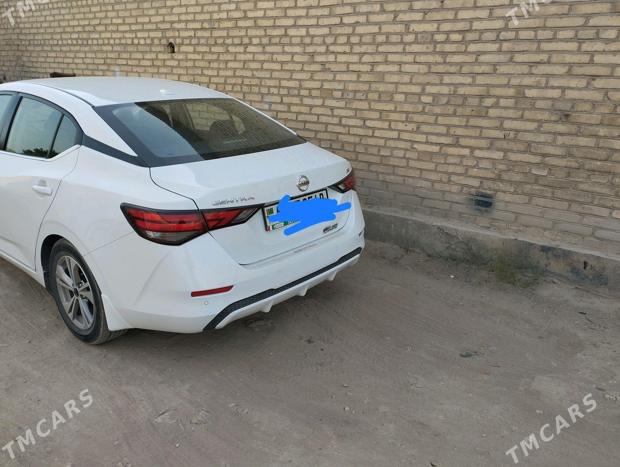 Nissan Sentra 2022 - 190 000 TMT - Saýat - img 5