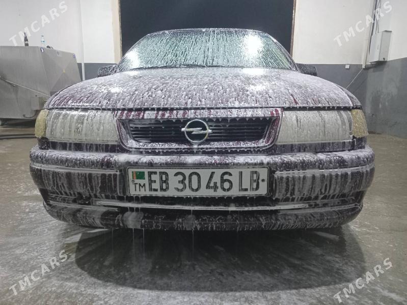 Opel Vectra 1993 - 28 000 TMT - Çärjew - img 2
