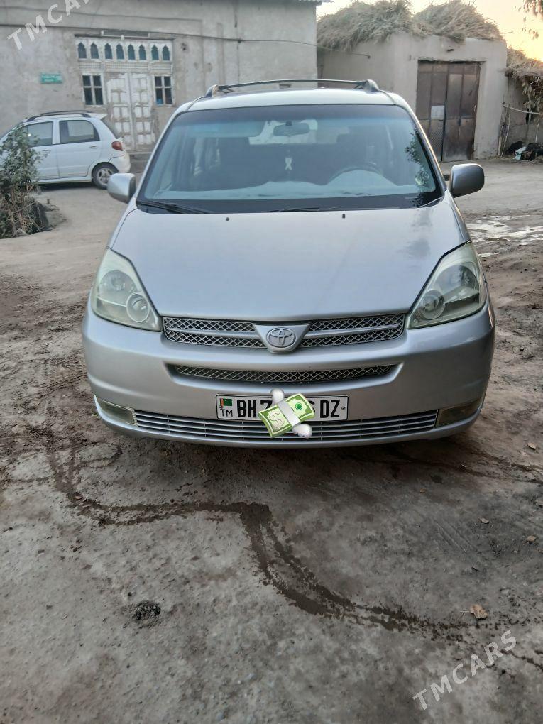 Toyota Sienna 2004 - 220 000 TMT - Gurbansoltan Eje - img 5