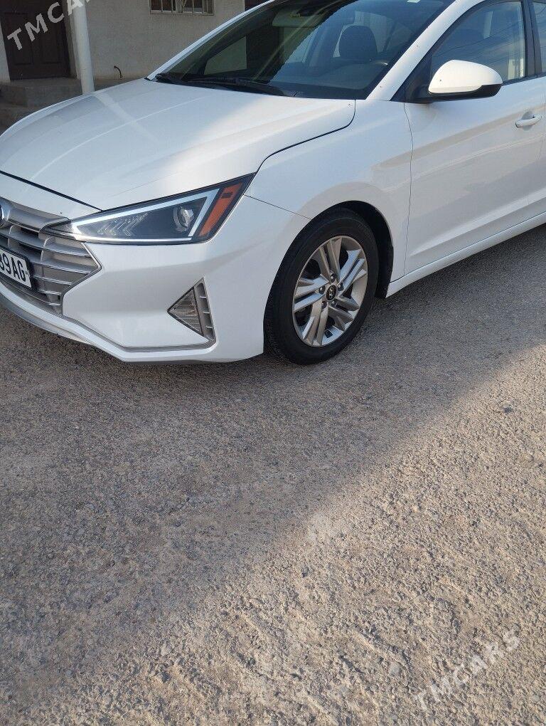 Hyundai Elantra 2019 - 218 000 TMT - Aşgabat - img 3
