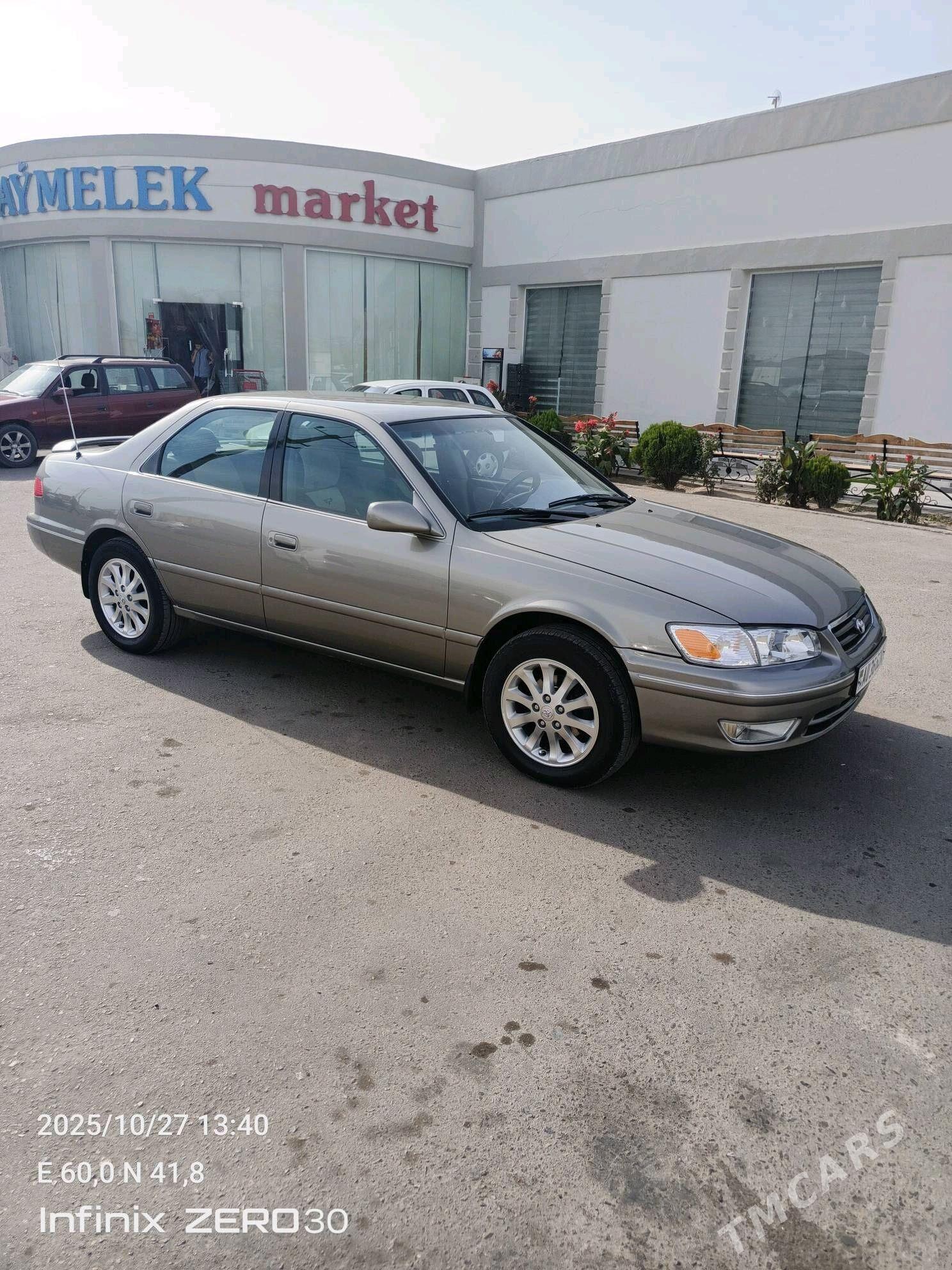 Toyota Camry 1999 - 158 000 TMT - Дашогуз - img 3
