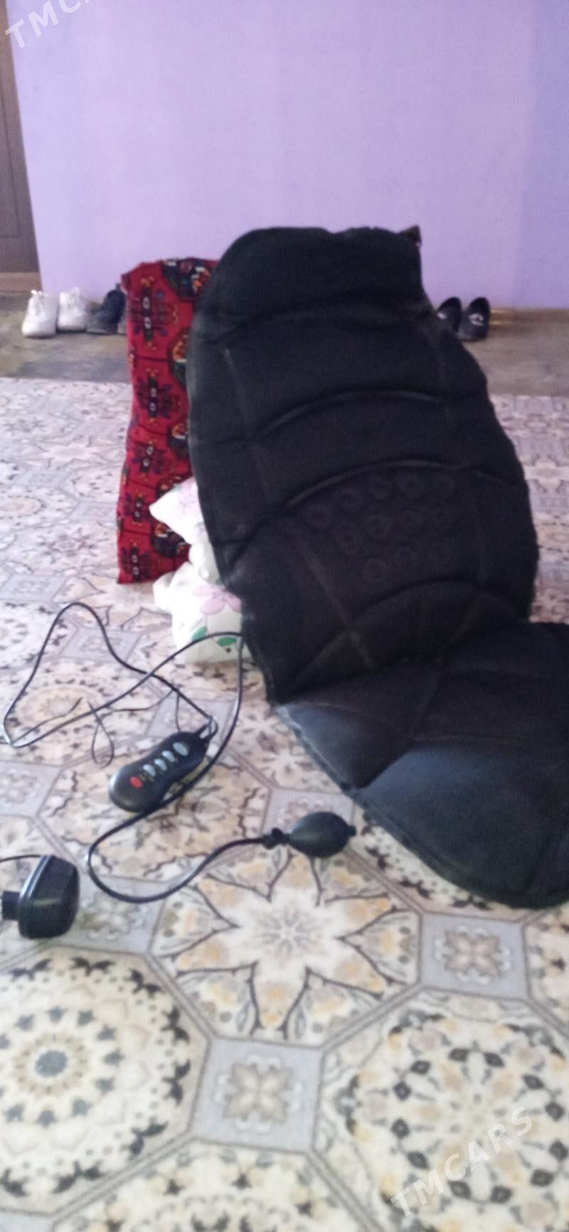 Masdaźny stul - Kaka - img 3