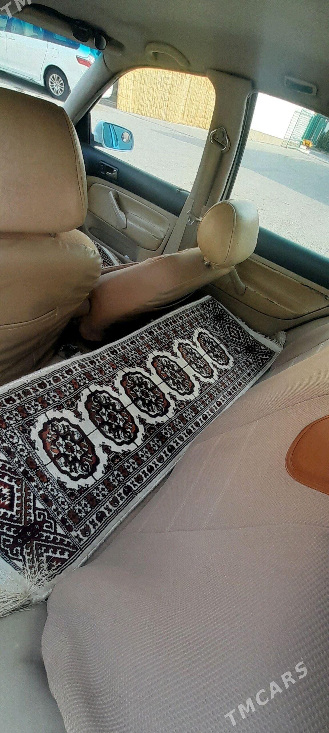 Volkswagen Golf 2000 - 55 000 TMT - Garadamak - img 5