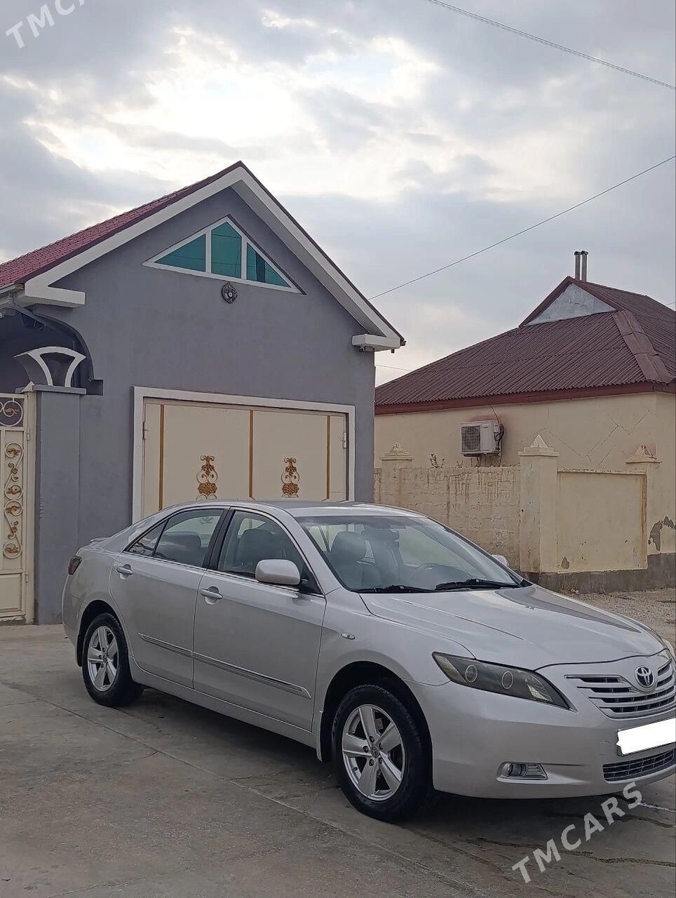 Toyota Camry 2009 - 180 000 TMT - Балканабат - img 1