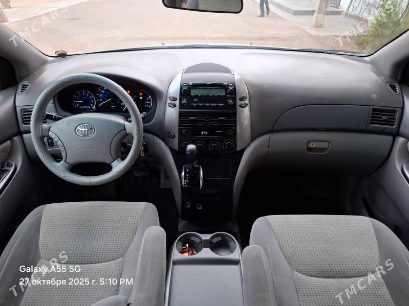 Toyota Sienna 2008 - 275 000 TMT - Daşoguz - img 4