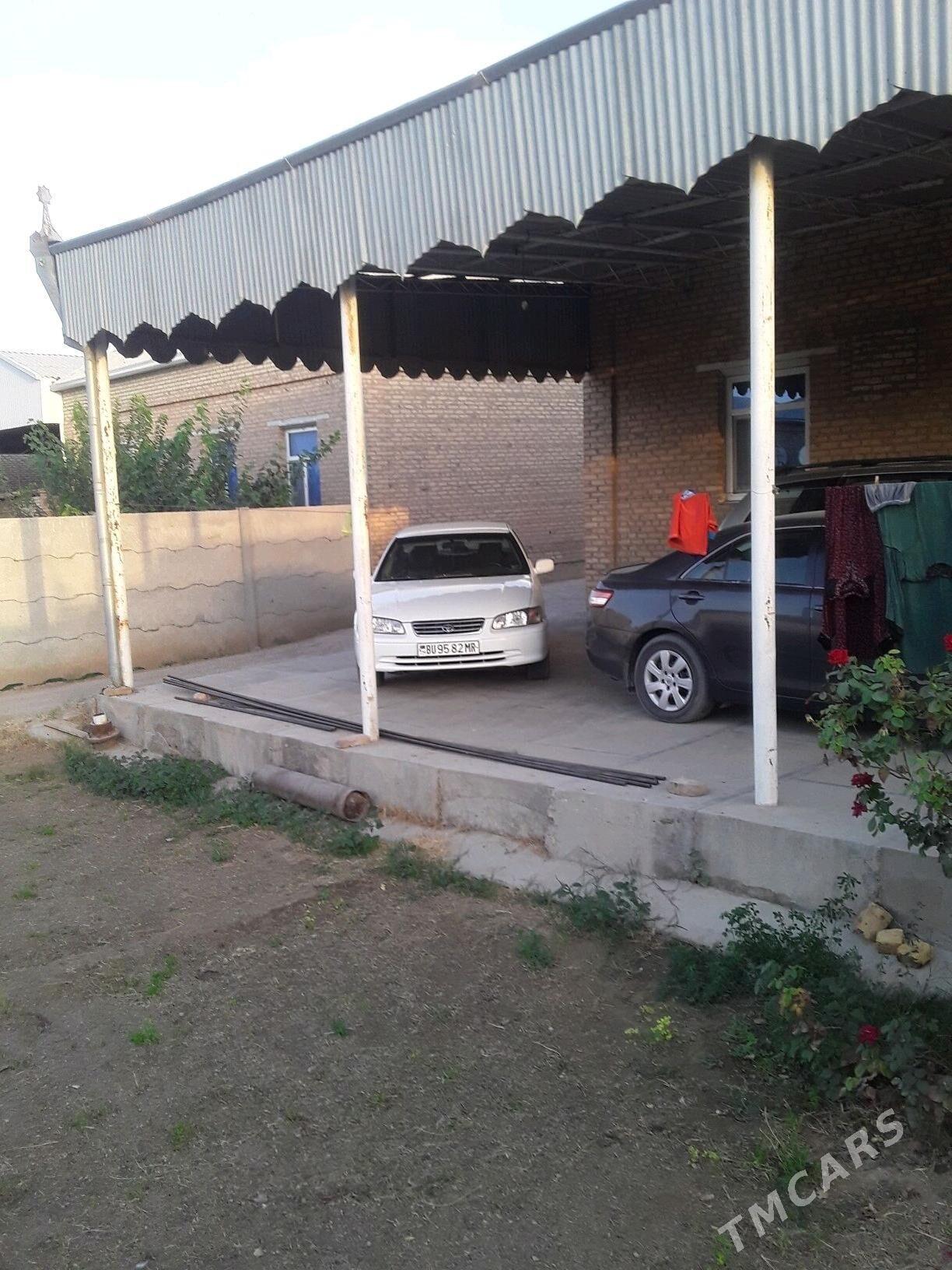 Toyota Camry 2000 - 170 000 TMT - Mary - img 3