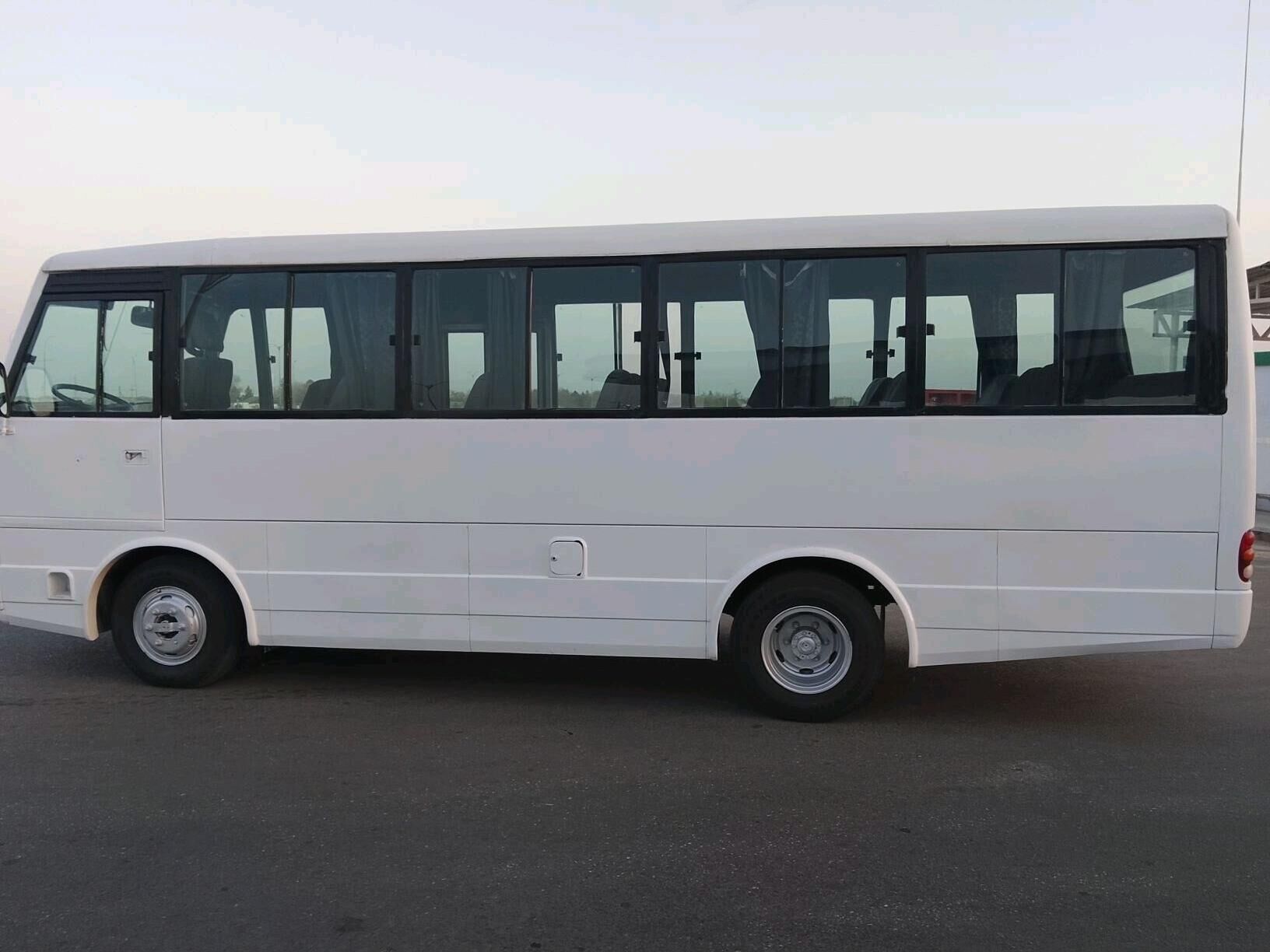 Mitsubishi Rosa 2005 - 190 000 TMT - Howdan "W" - img 2