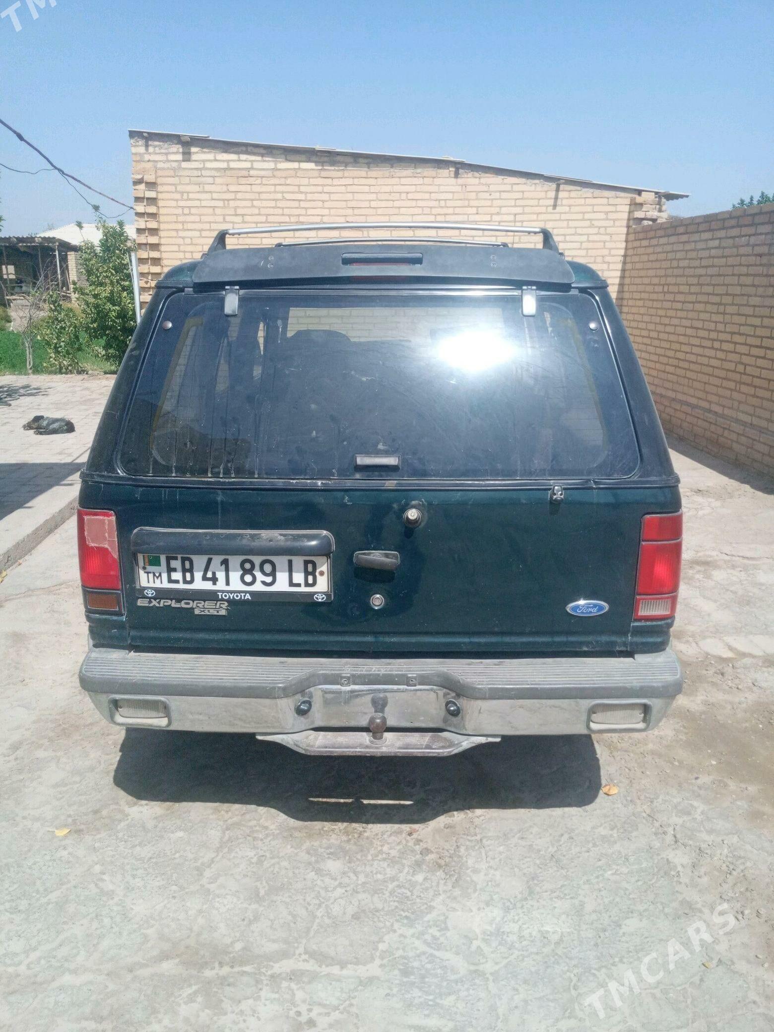 Ford Explorer 1994 - 30 000 TMT - Гарабекевюл - img 1